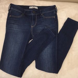 hollister dark wash jeans